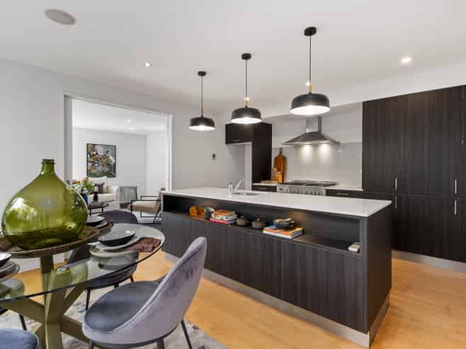 128a Holly Road, Saint Albans