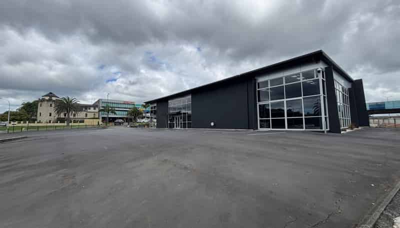 1 Arrenway Drive, Rosedale