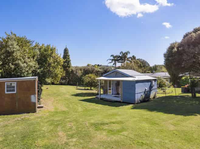 54 Athenree Road, Athenree