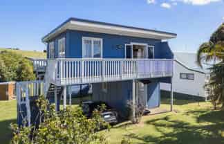 54 Athenree Road, Athenree