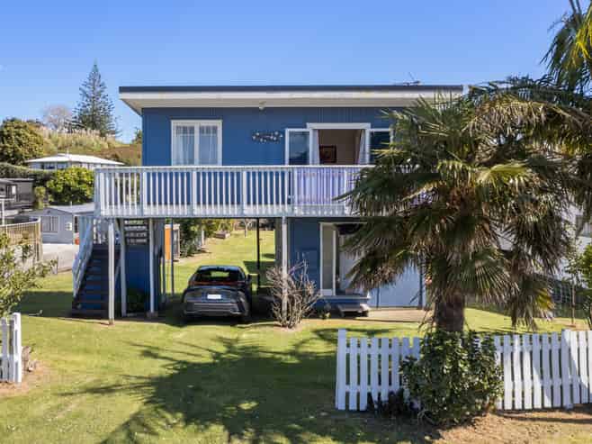 54 Athenree Road, Athenree