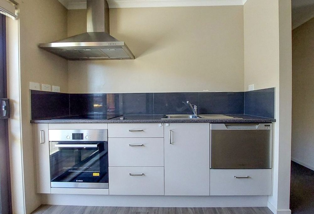 Semi-Furnished 2-Bedroom Home in Melville! 4