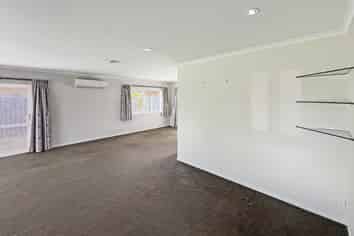41 Hilton Road , Carterton