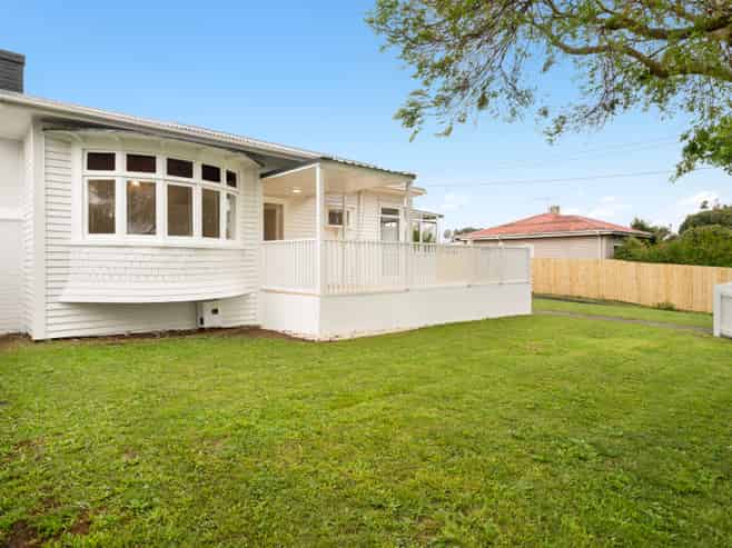 13 Lippiatt Road, Otahuhu