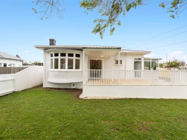 13 Lippiatt Road, Otahuhu