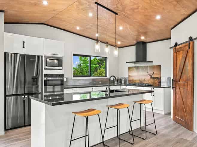 3434 State Highway 4, Aria