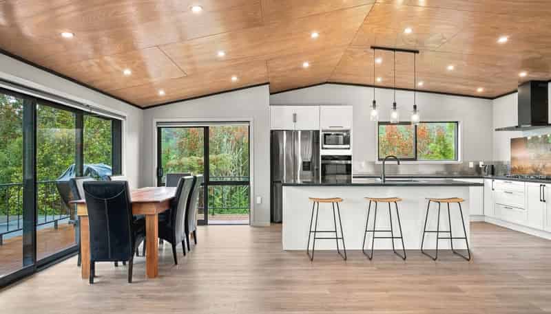 3434 State Highway 4, Aria