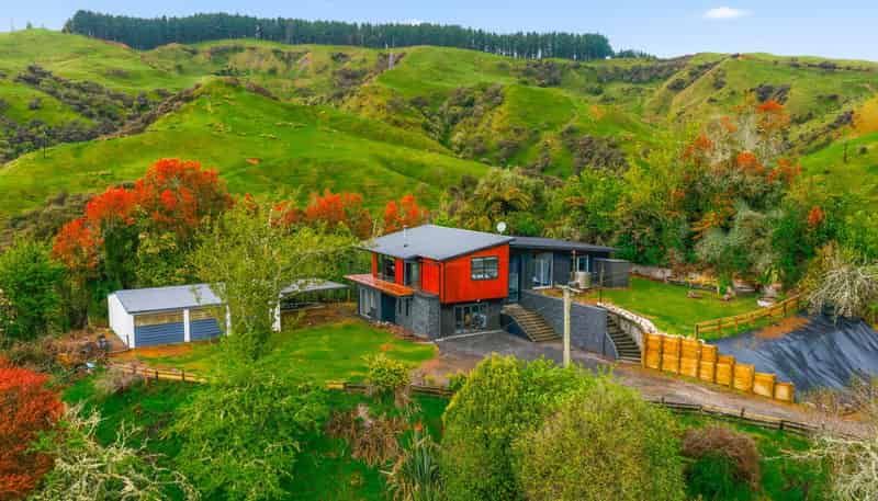 3434 State Highway 4, Aria