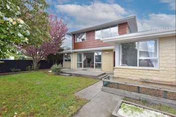 39 Steele Street, Hornby
