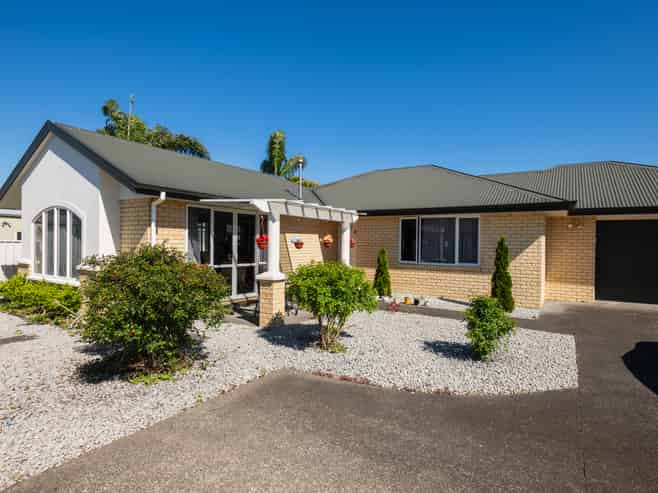 28 Potae Avenue, Lytton West