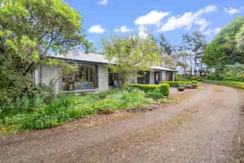 80 Leonard Road - MARSHWOOD GARDENS, West Plains