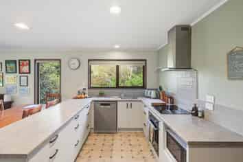 80 Leonard Road - MARSHWOOD GARDENS, West Plains