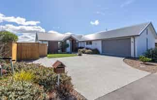 113 Southfield Drive, Lincoln