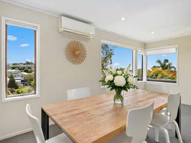 12 Braemar Road, Rothesay Bay