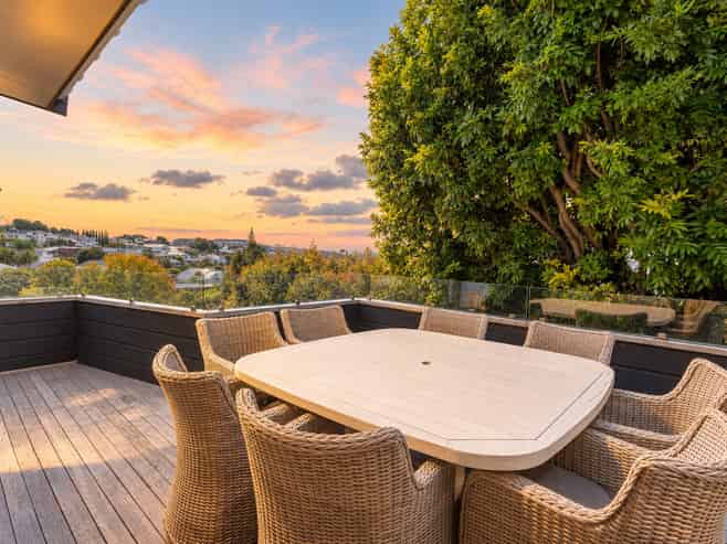12 Braemar Road, Rothesay Bay