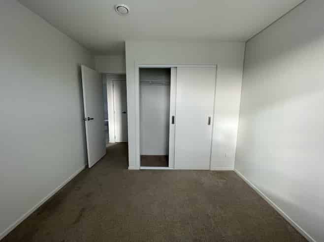 7 Ceramic Lane, New Lynn