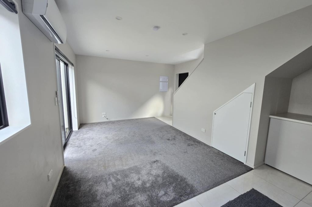 1 Bedroom Townhouse in City Center 5