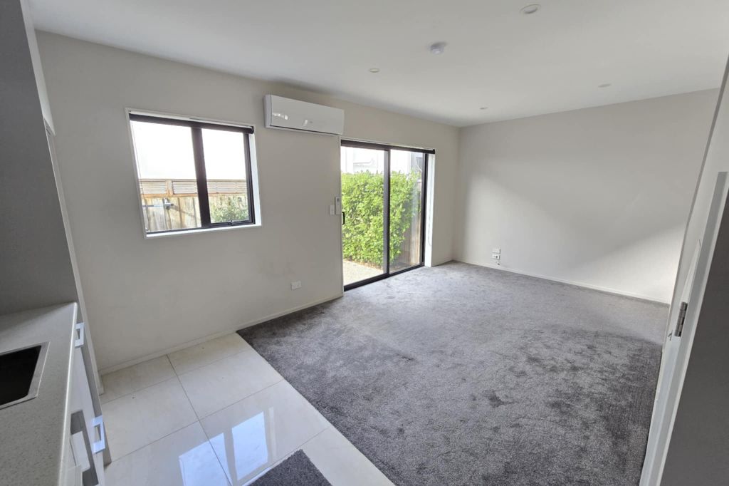 1 Bedroom Townhouse in City Center 4