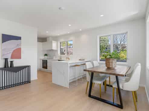 64A McDowell Crescent, Hillcrest