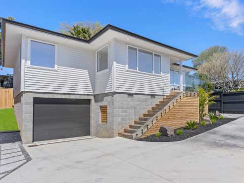 64A McDowell Crescent, Hillcrest