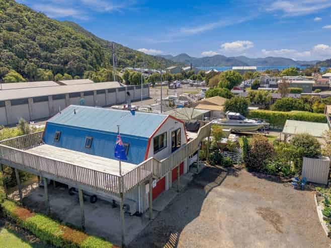 46B Beach Road, Waikawa
