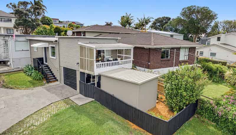 3/2 Rewi Street, Torbay