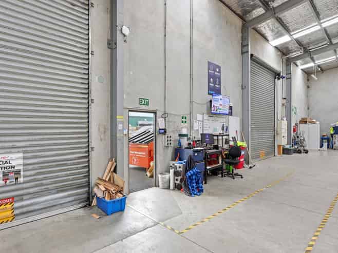 Modern Freehold Industrial Investment