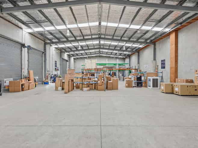 Modern Freehold Industrial Investment