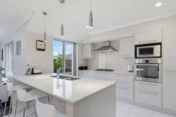 12 Hasendene Drive, Lincoln