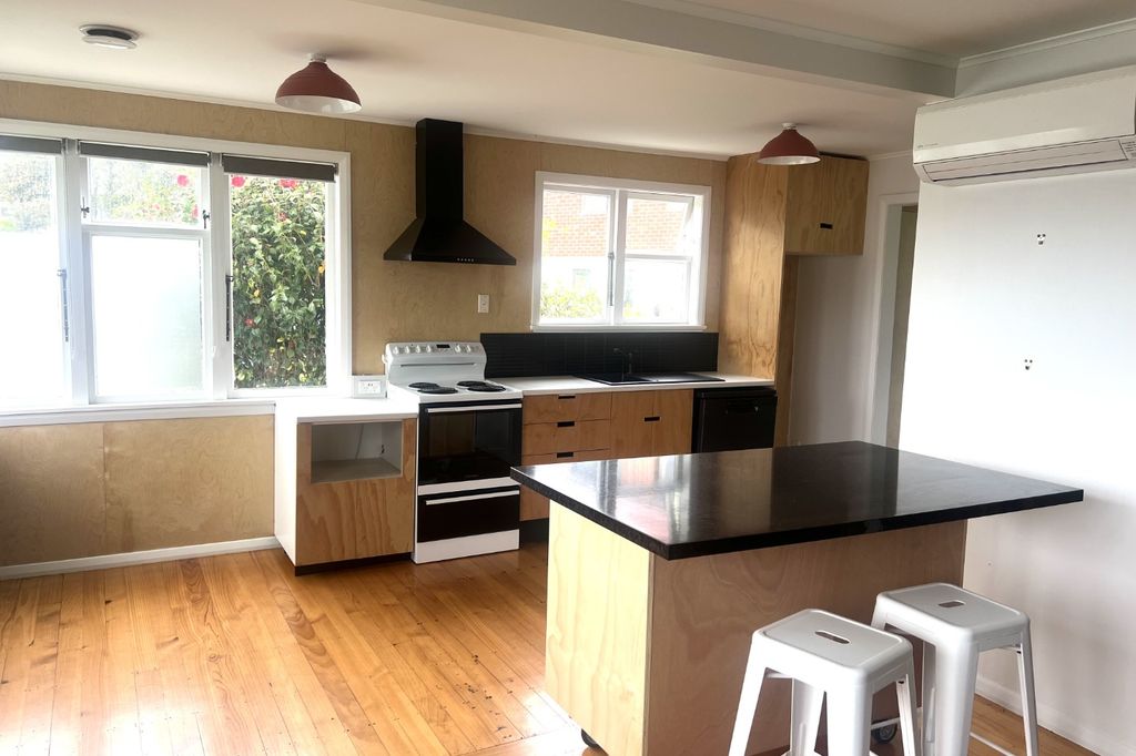 3 Bedroom on Canada 2