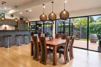 11a Mace Terrace, Oakura