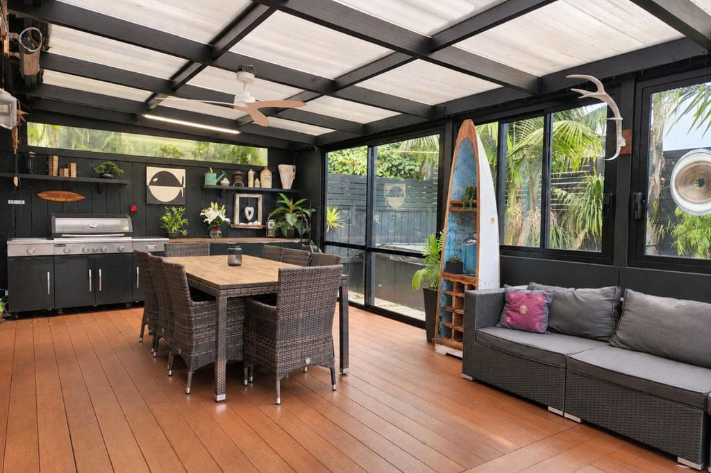 Entertain in Style - Furnished Oakura Home with Spa Pool 5