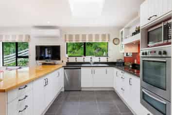 474B Makara Road, Makara