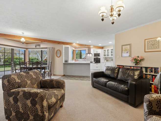 21 Ferntree Drive, Wakari