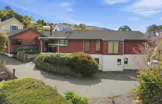 21 Ferntree Drive, Wakari