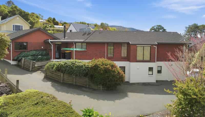 21 Ferntree Drive, Wakari