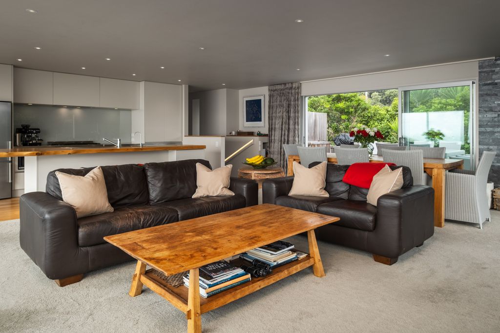 Wainui Area For Rent! 5