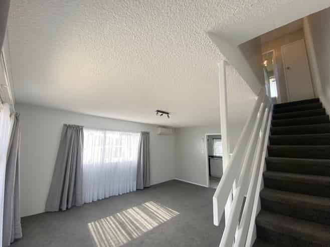 1/54 Pembroke Street, Hamilton Lake