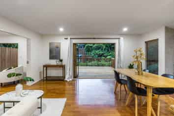 52 Braemar Road, Castor Bay