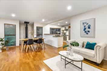 52 Braemar Road, Castor Bay