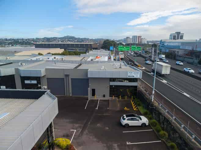 Refurbished High Exposure Industrial Unit