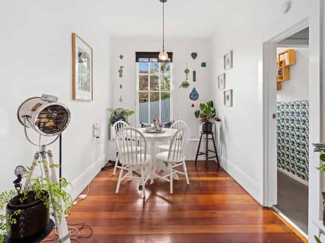 113 Morningside Road, Morningside