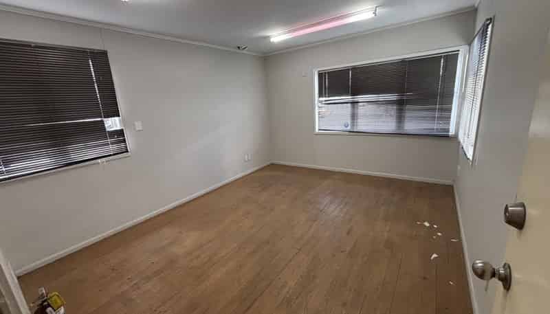 3/8a Quail Place , Hamilton Lake