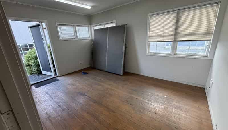 3/8a Quail Place , Hamilton Lake