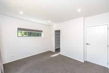 Manawatu / Whanganui - Address withheld