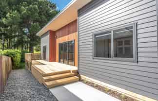 Manawatu / Whanganui - Address withheld