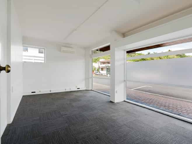 Ground floor office space - Available NOW