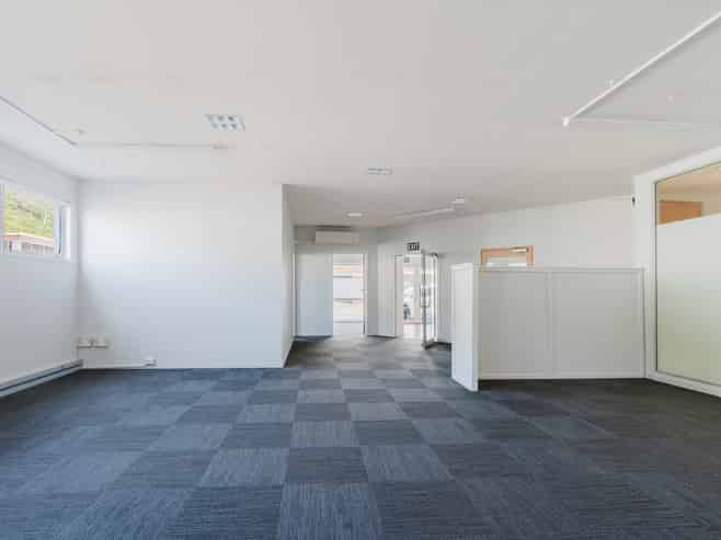 Ground floor office space - Available NOW