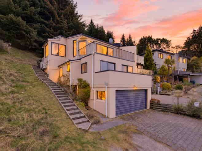 6A Scott Place, Fernhill