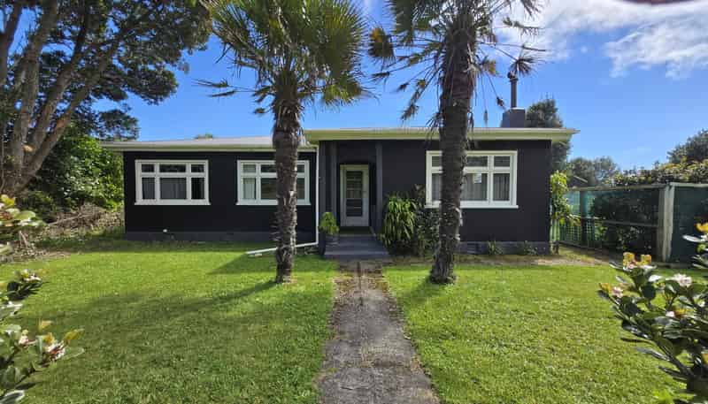 29 Main Road, Hector